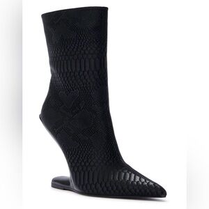 Glacielle Black Croc Bootie